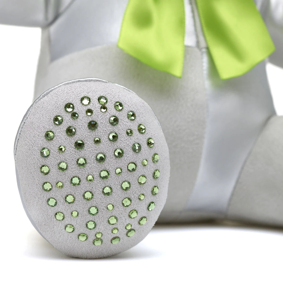 Birthstone Bear Featuring Swarovski® Peridot crystals | Build-A-Bear® - US 8389